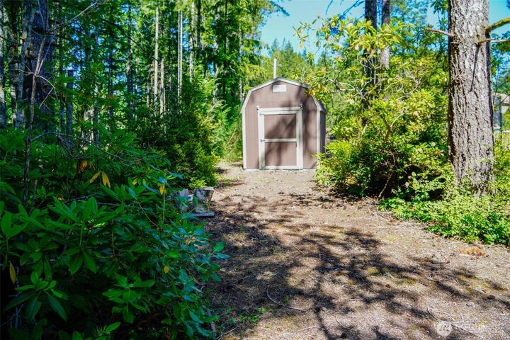 691 NE Lakeshore Drive S  Tahuya WA 98588 photo