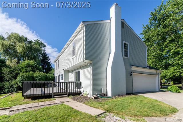 Property Photo: 5587 Brompton Court MI 48322