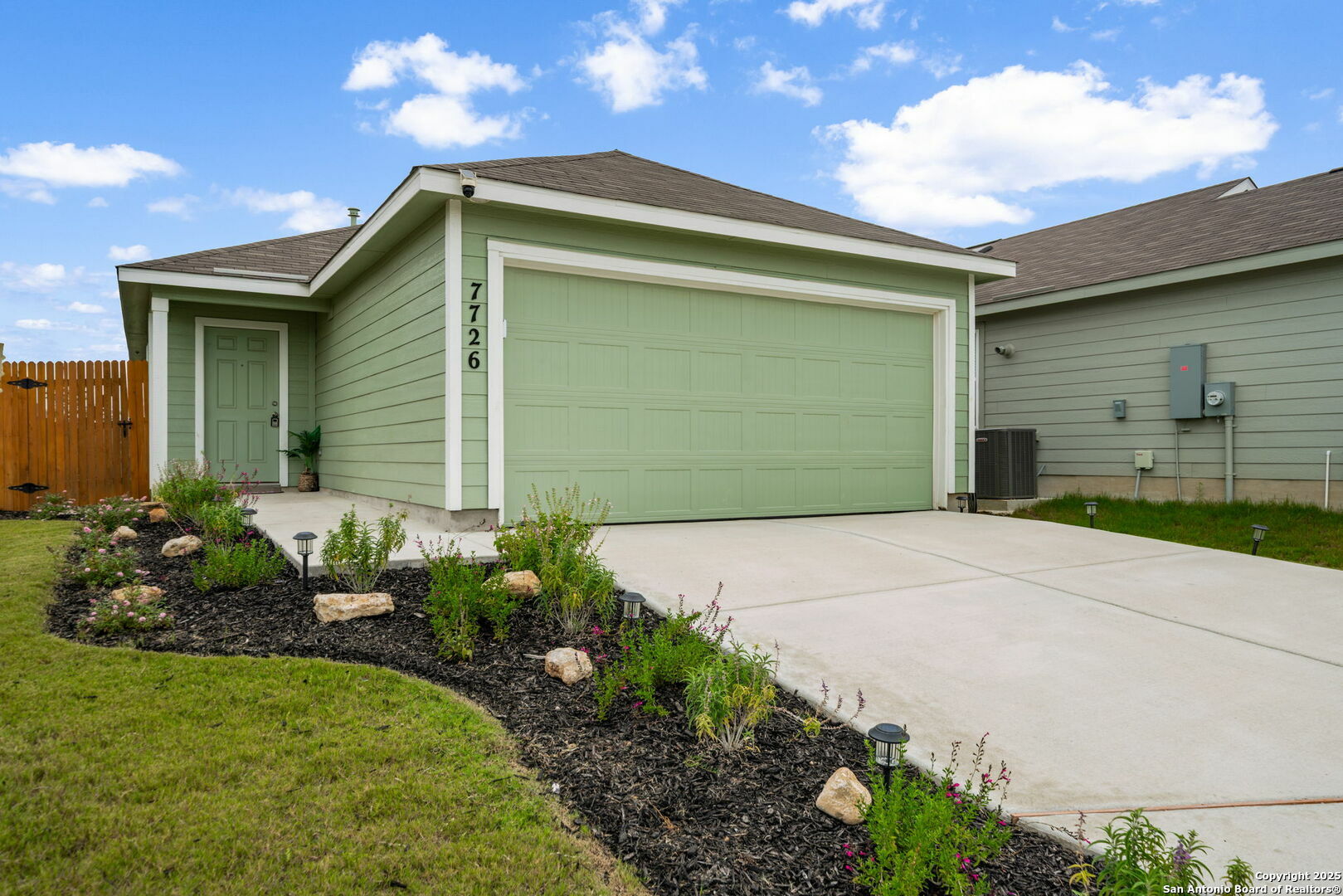Property Photo: 7726 Chancery Gate TX 78253