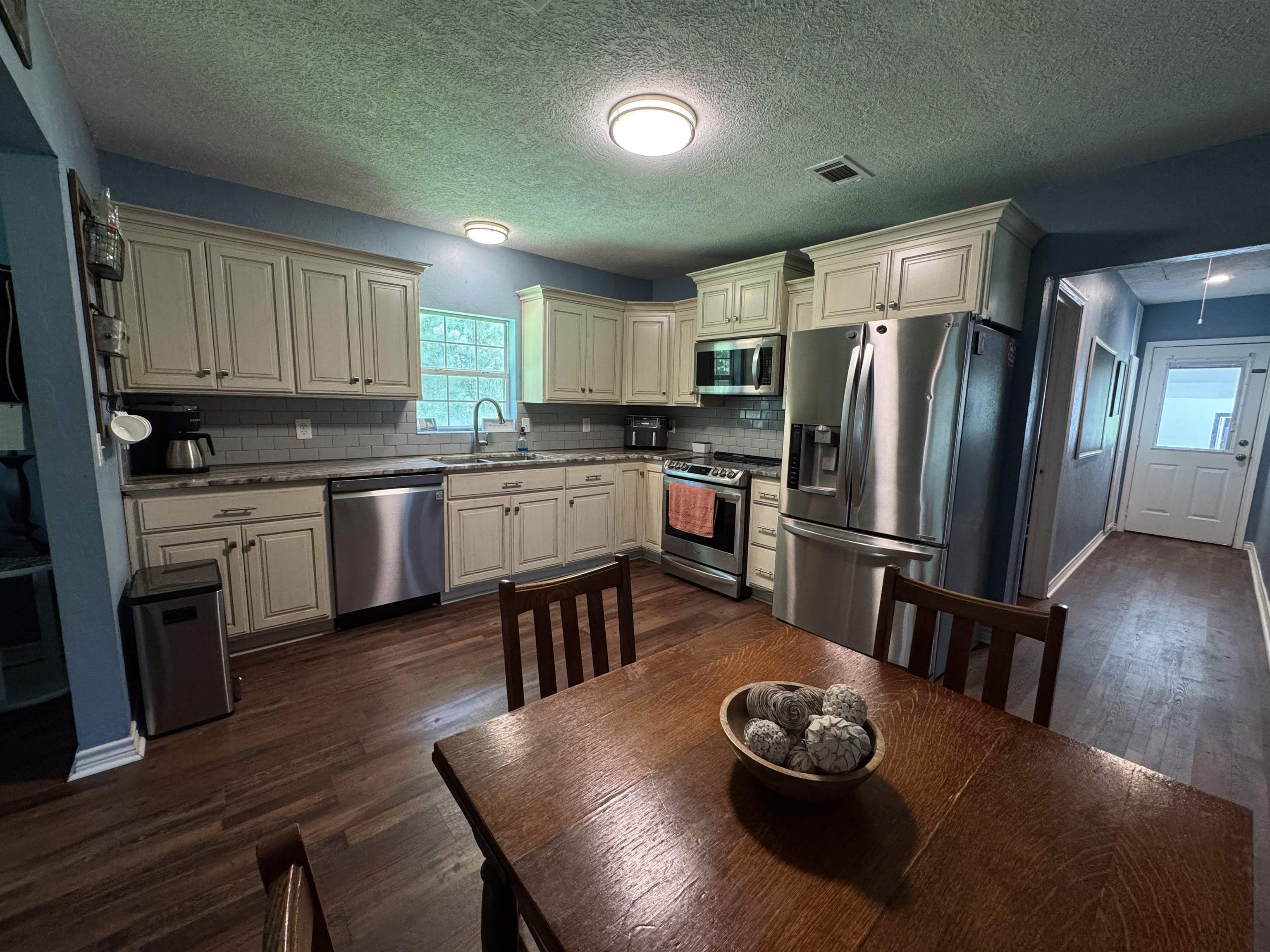 Property Photo: 3845 Ponderosa TX 77662