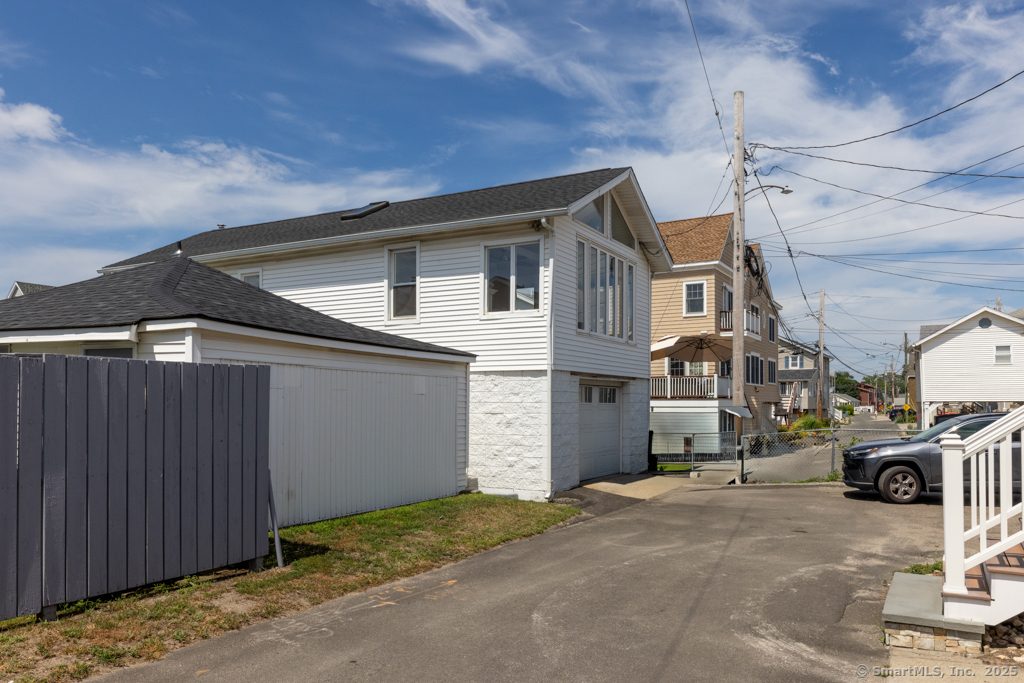 Property Photo: 48-1/2 Lawrence Court CT 06460