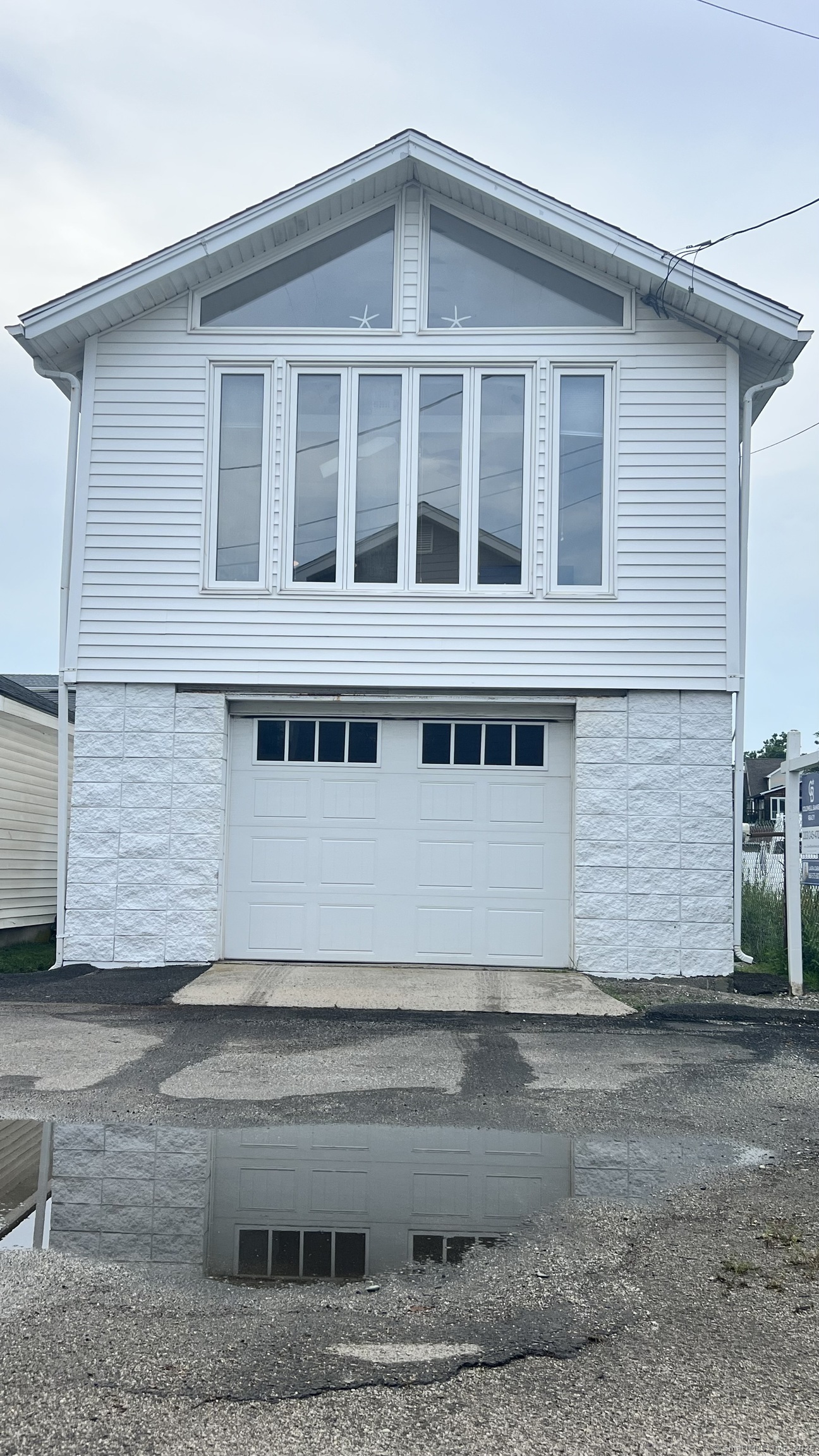 Property Photo: 48-1/2 Lawrence Court CT 06460