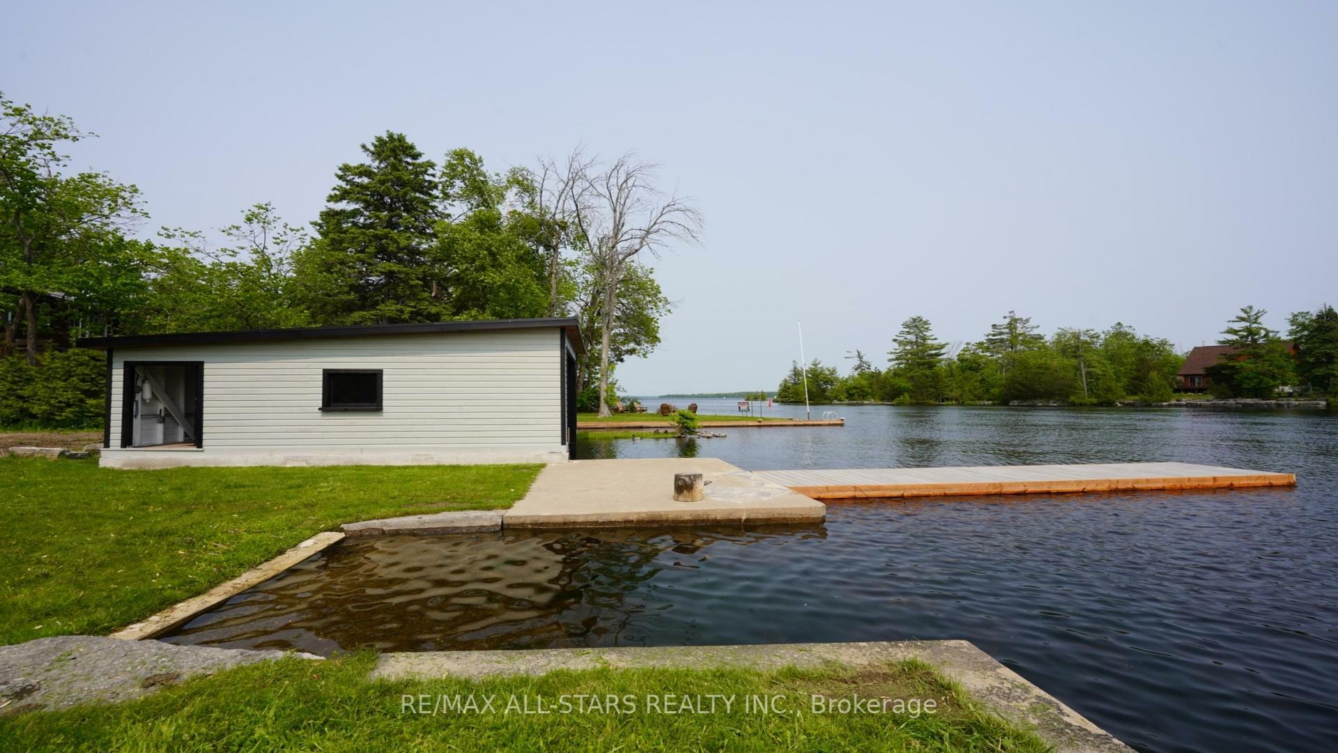 Property Photo: 87 Riverside Drive ON K0M 1A0
