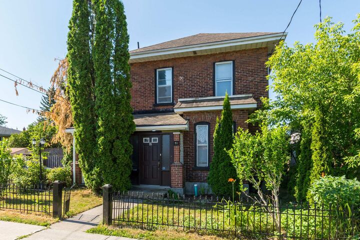 53 Crown Street  Quinte West ON K8V 1P1 photo