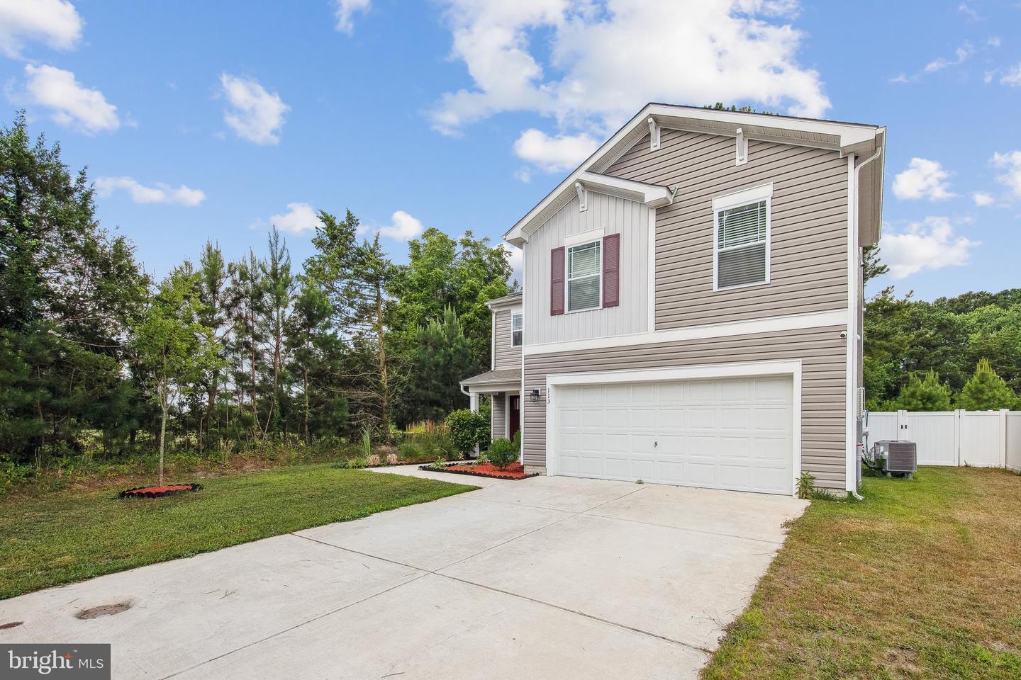 Property Photo: 113 Rolling Meadows Street MD 21863