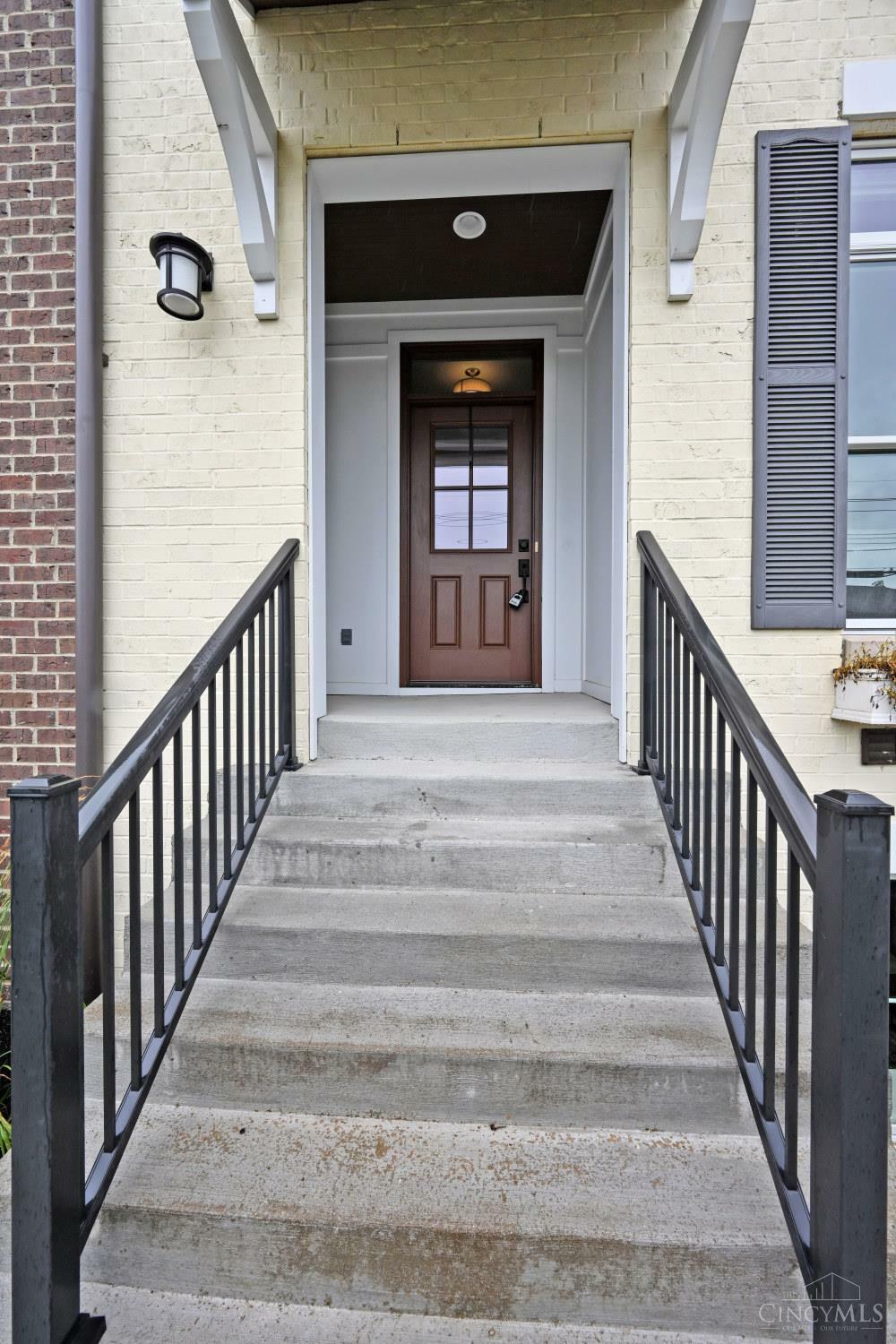 Property Photo: 6714 Miami Avenue OH 45243
