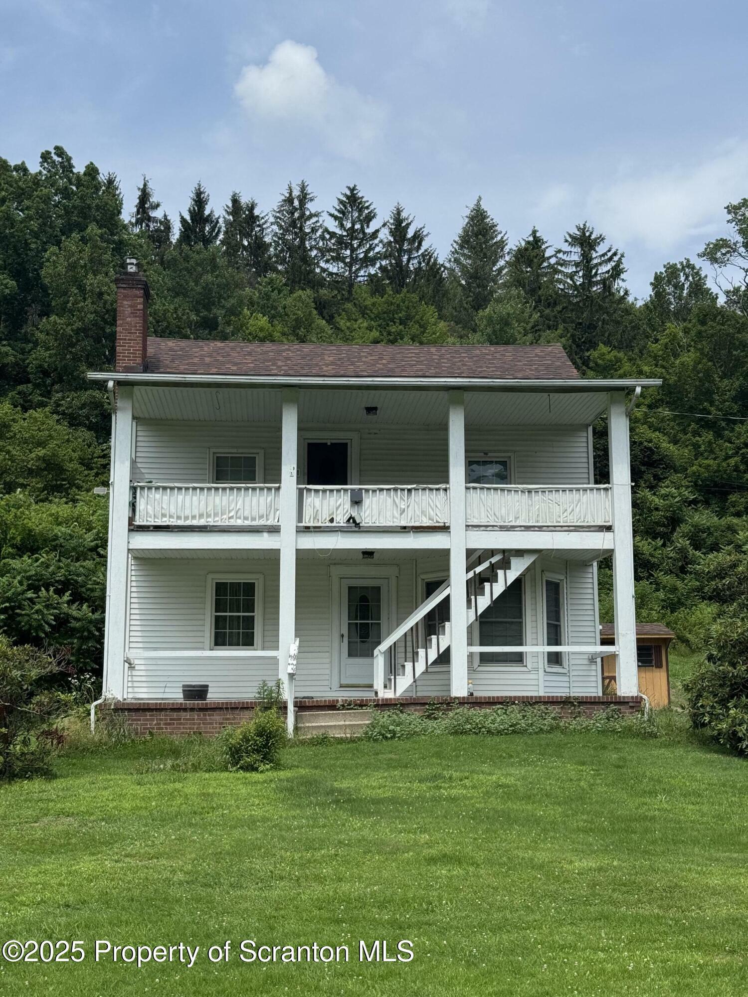 Property Photo: 12 Packard Lane PA 18447