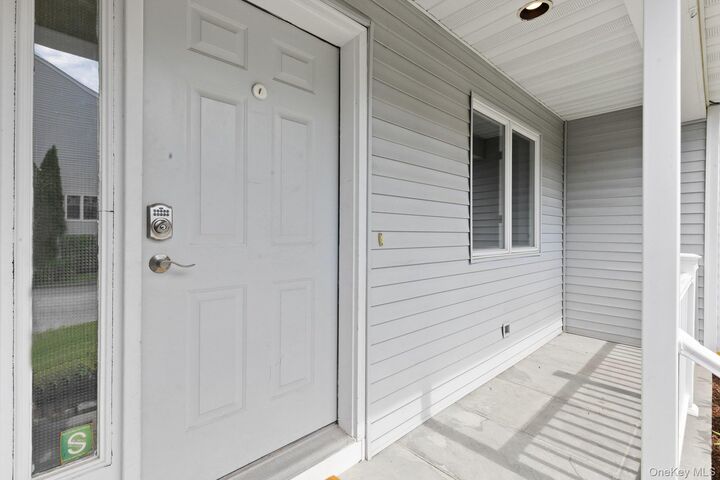 2 Larissa Lane  Thornwood NY 10594 photo