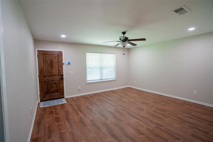Property Photo: 2020 Hubbard TX 75460