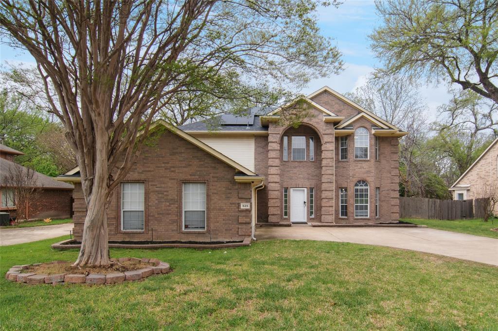 Property Photo: 525 N Parks Drive TX 75115