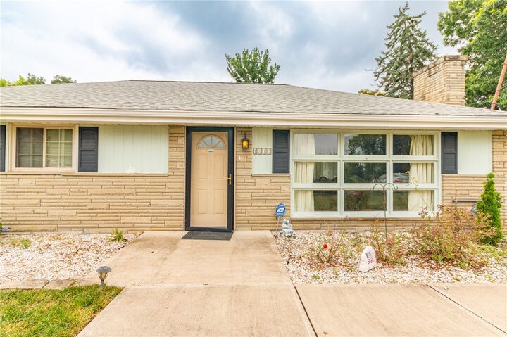 Property Photo:  1117 E Windhaven Rd  PA 15205 