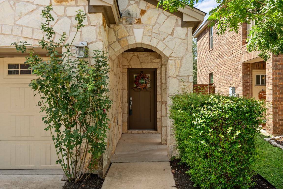 Property Photo: 404 Buttercup Creek Boulevard 19 TX 78613