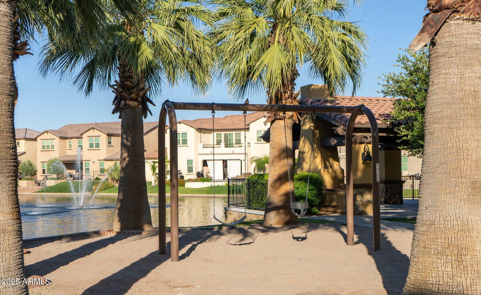 Property Photo:  923 W Yellowstone Way  AZ 85248 