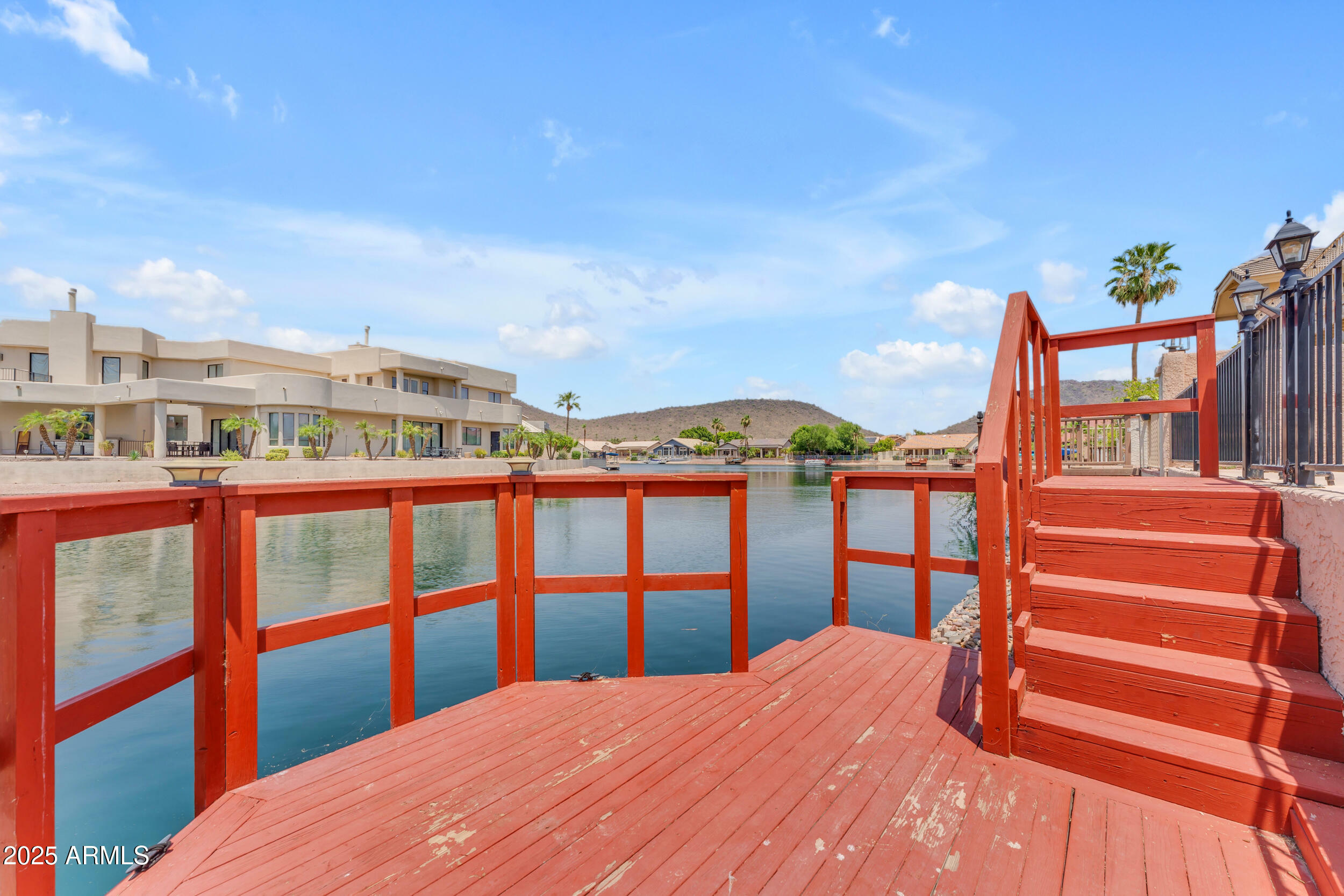 Property Photo: 5822 W Abraham Lane AZ 85308