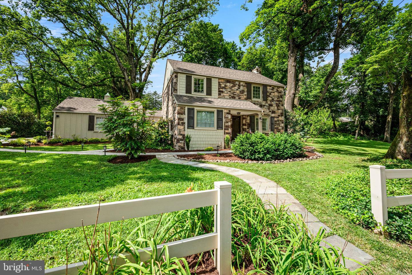 Property Photo: 79 Crestline Road PA 19087