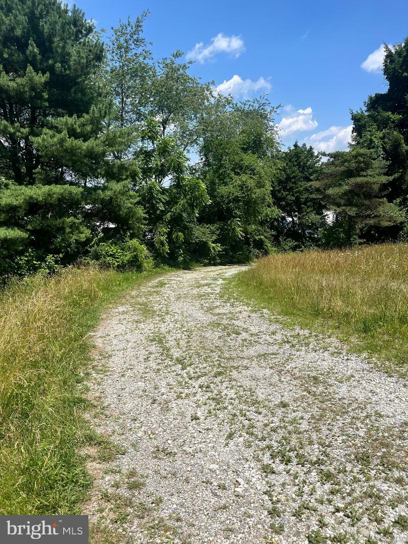 Property Photo:  35 Newman Road  PA 17353 