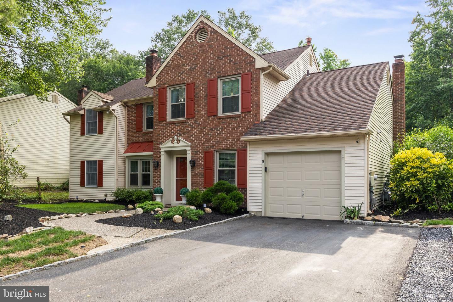 Property Photo: 6 Prince Andrew Court NJ 08053