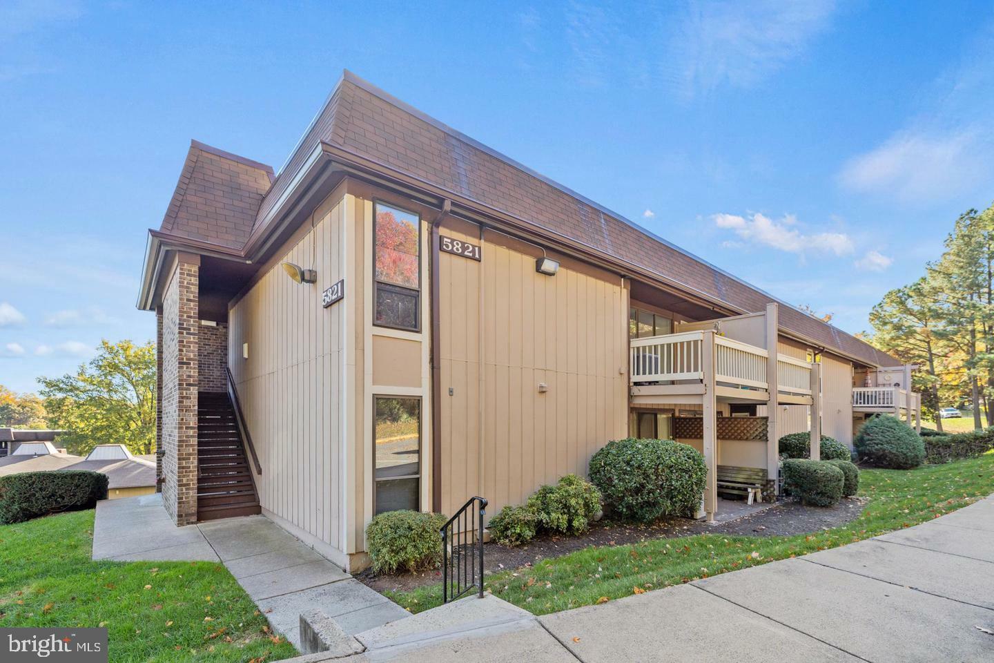 Property Photo: 5821 Royal Ridge Drive F VA 22152