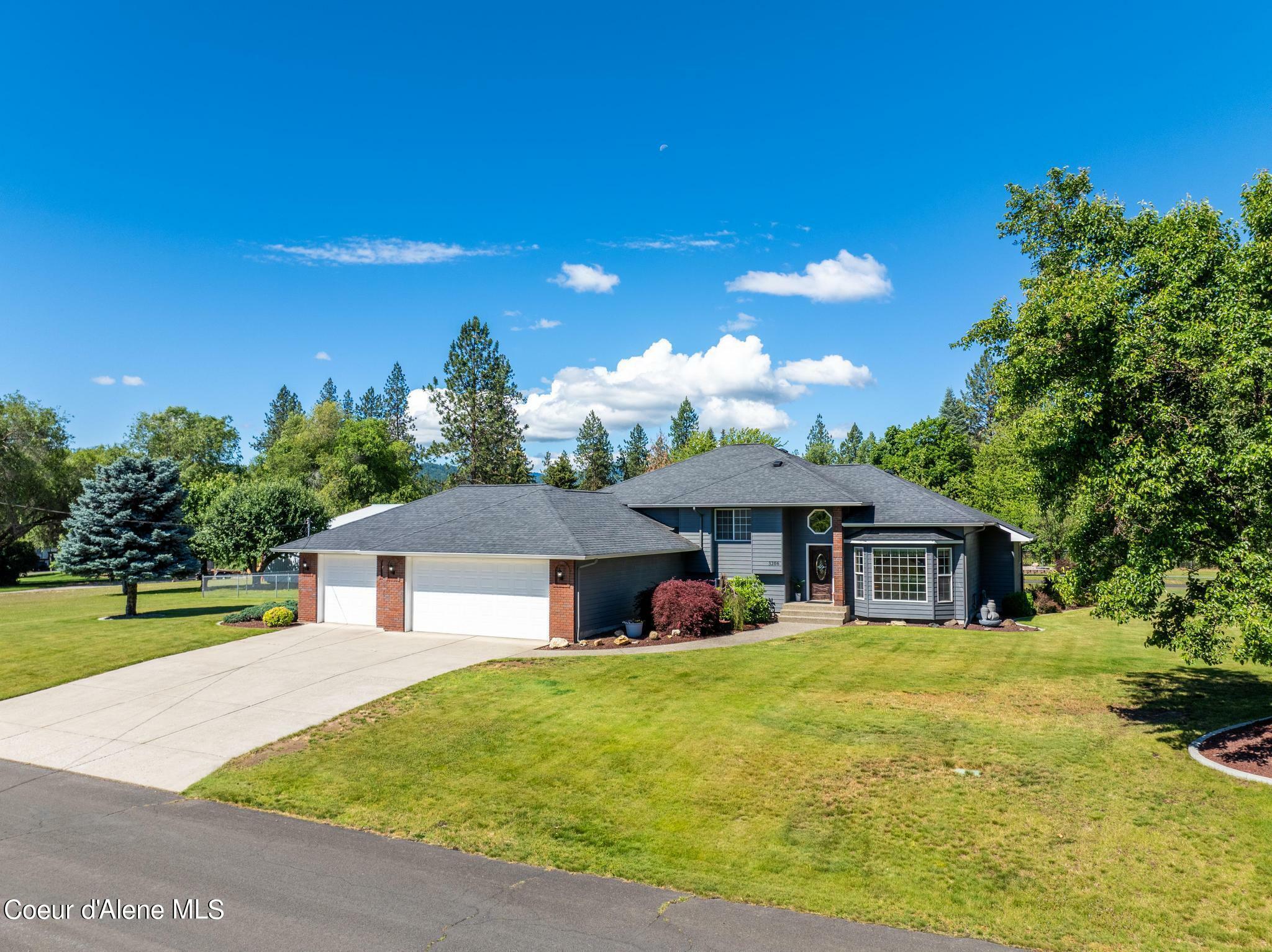3206 N Lodgepole Road  Coeur D'Alene ID 83815 photo
