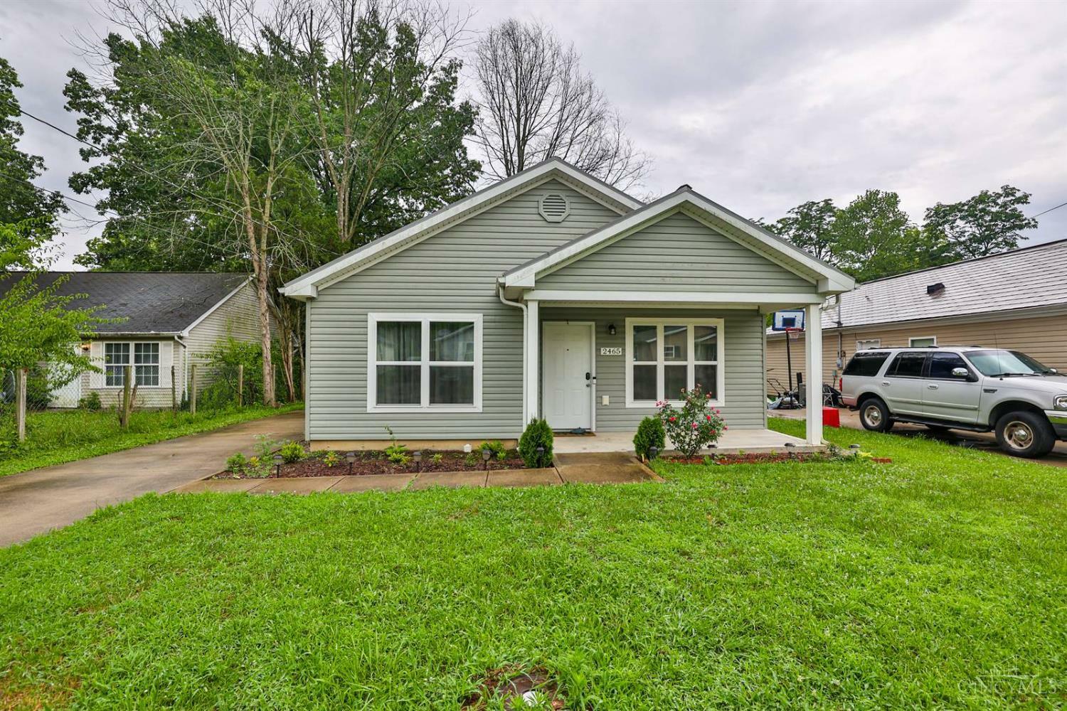 Property Photo: 2465 Wilson Avenue OH 45231