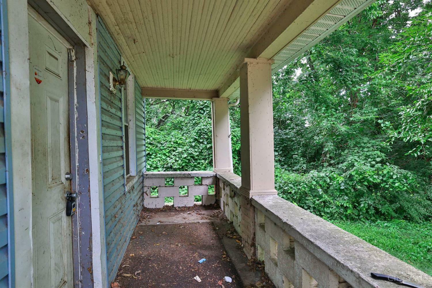 Property Photo: 141 Belle Avenue OH 45015