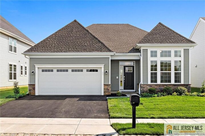 11 Galerie Court  Monroe NJ 08831 photo