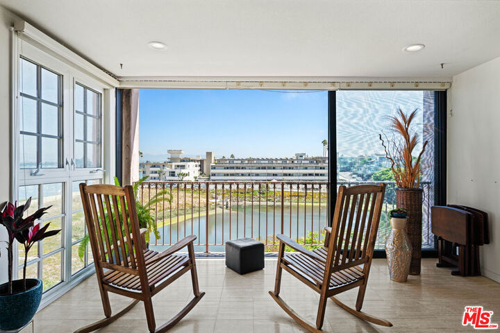 6220 Pacific Ave  Playa Del Rey CA 90293 photo