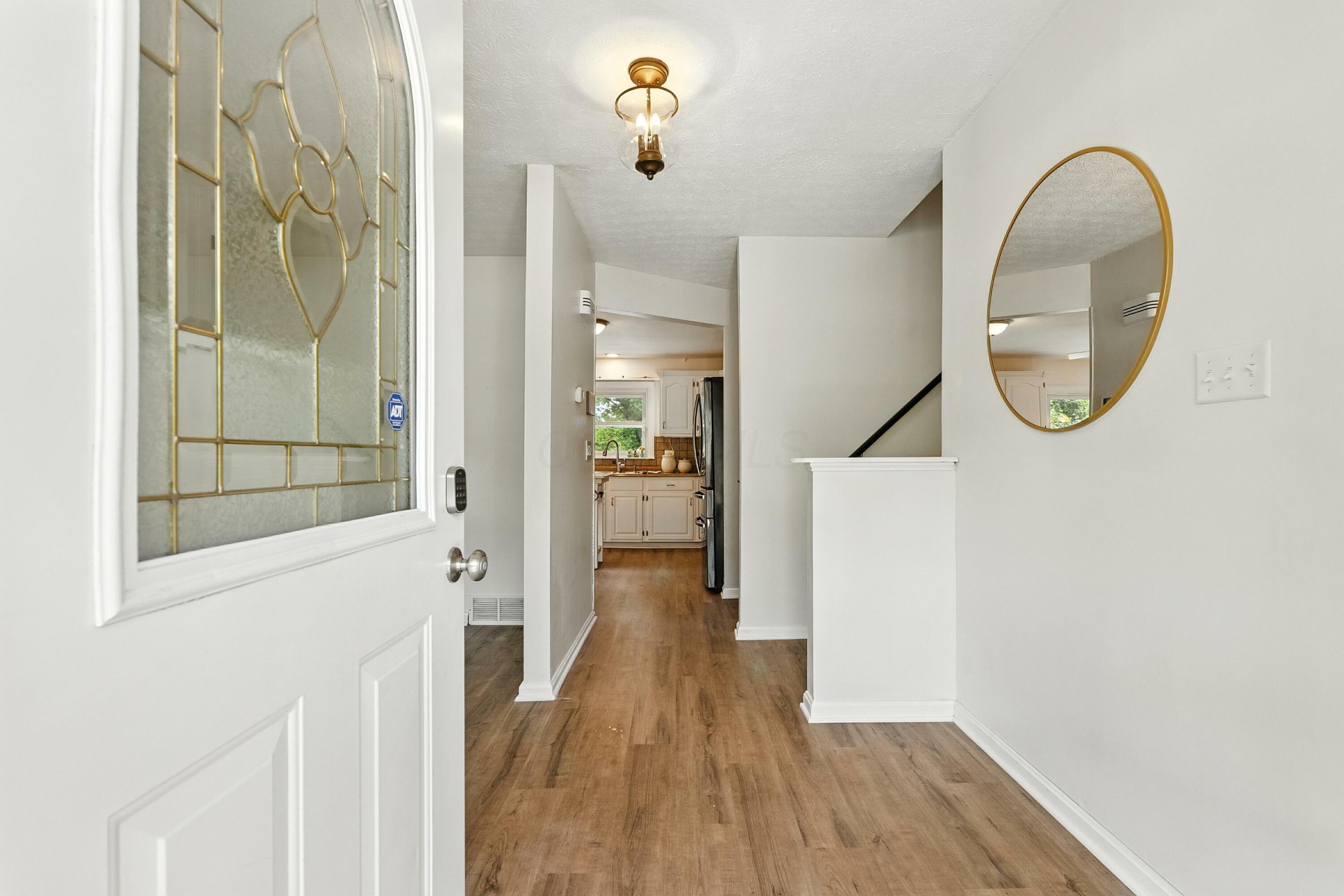 Property Photo: 65 Jeffery SE Lane OH 43056