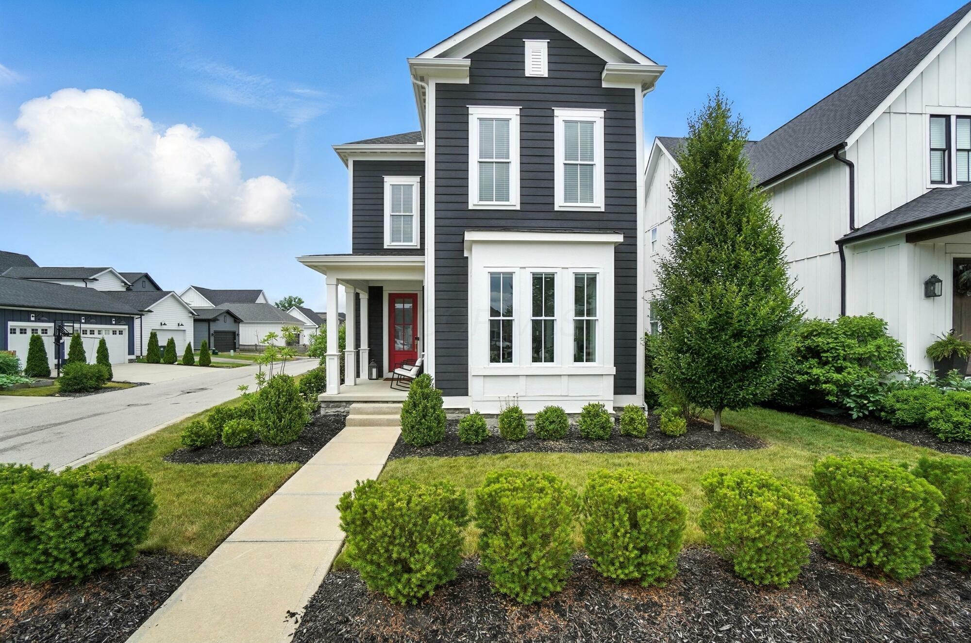 Property Photo: 1877 Poplar Place OH 43035