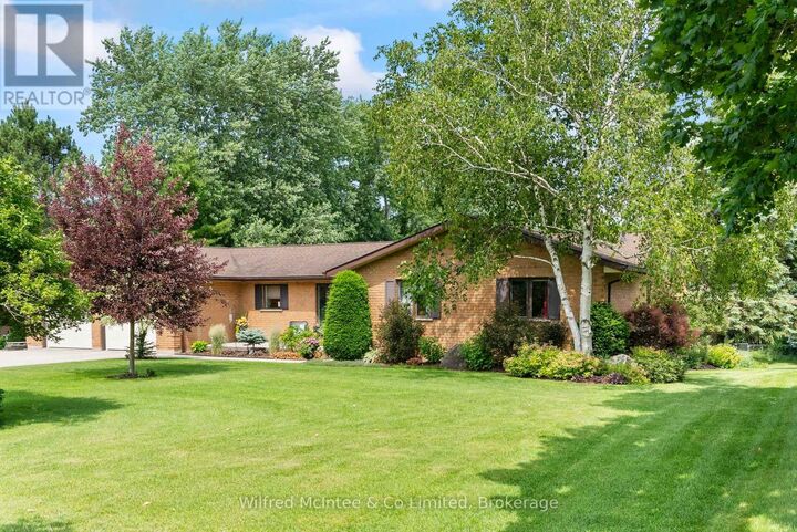 Property Photo: 30 Geeson Avenue ON N0G 2V0