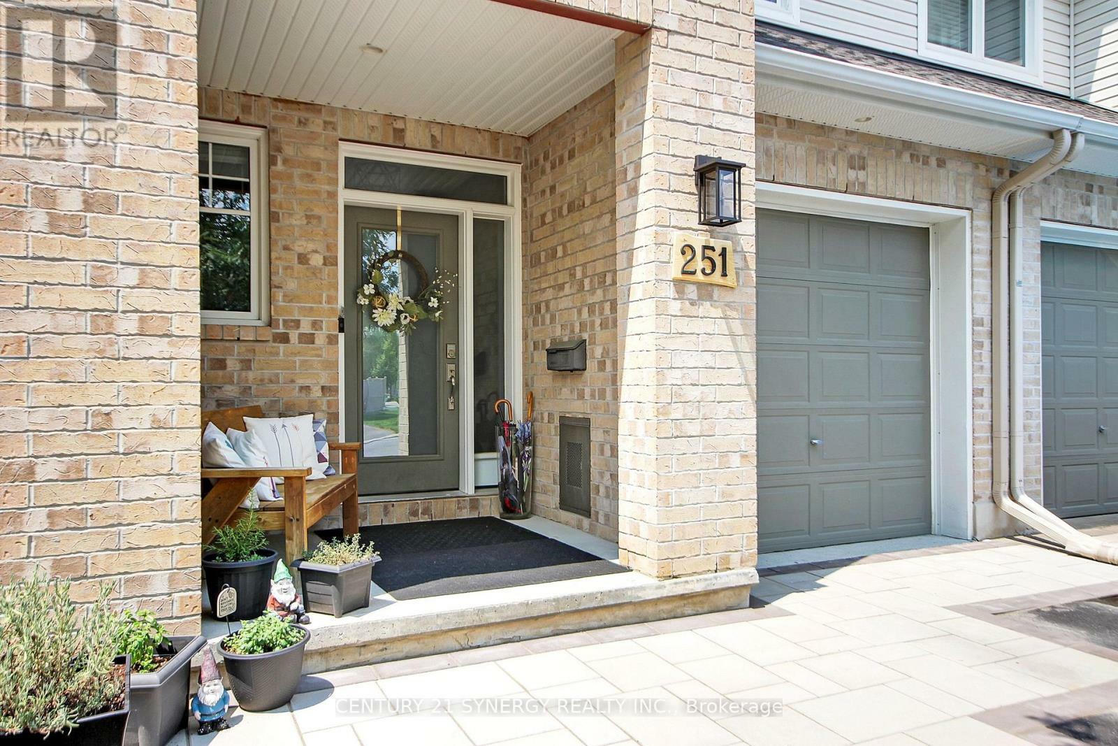 Property Photo: 251 Mojave Crescent ON K2S 0H6