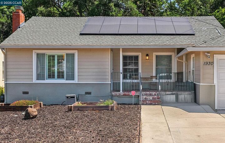 Property Photo:  1930 N 6th St  CA 94519 