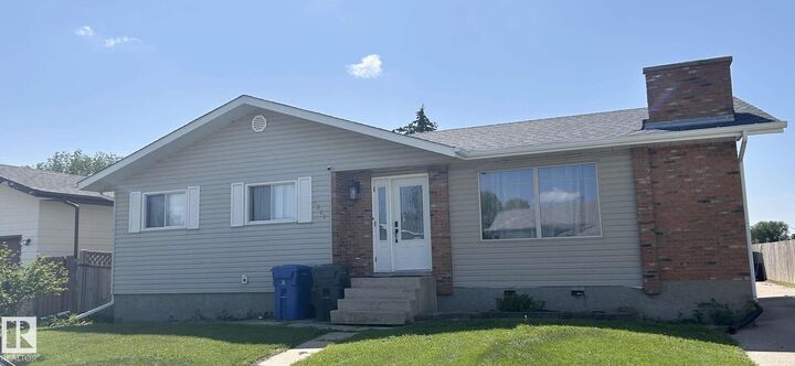 5321 60 Avenue  Vegreville AB T9C 1J4 photo