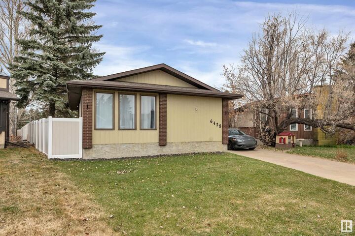 Property Photo: 6428 15 Avenue NW AB T6L 1S6