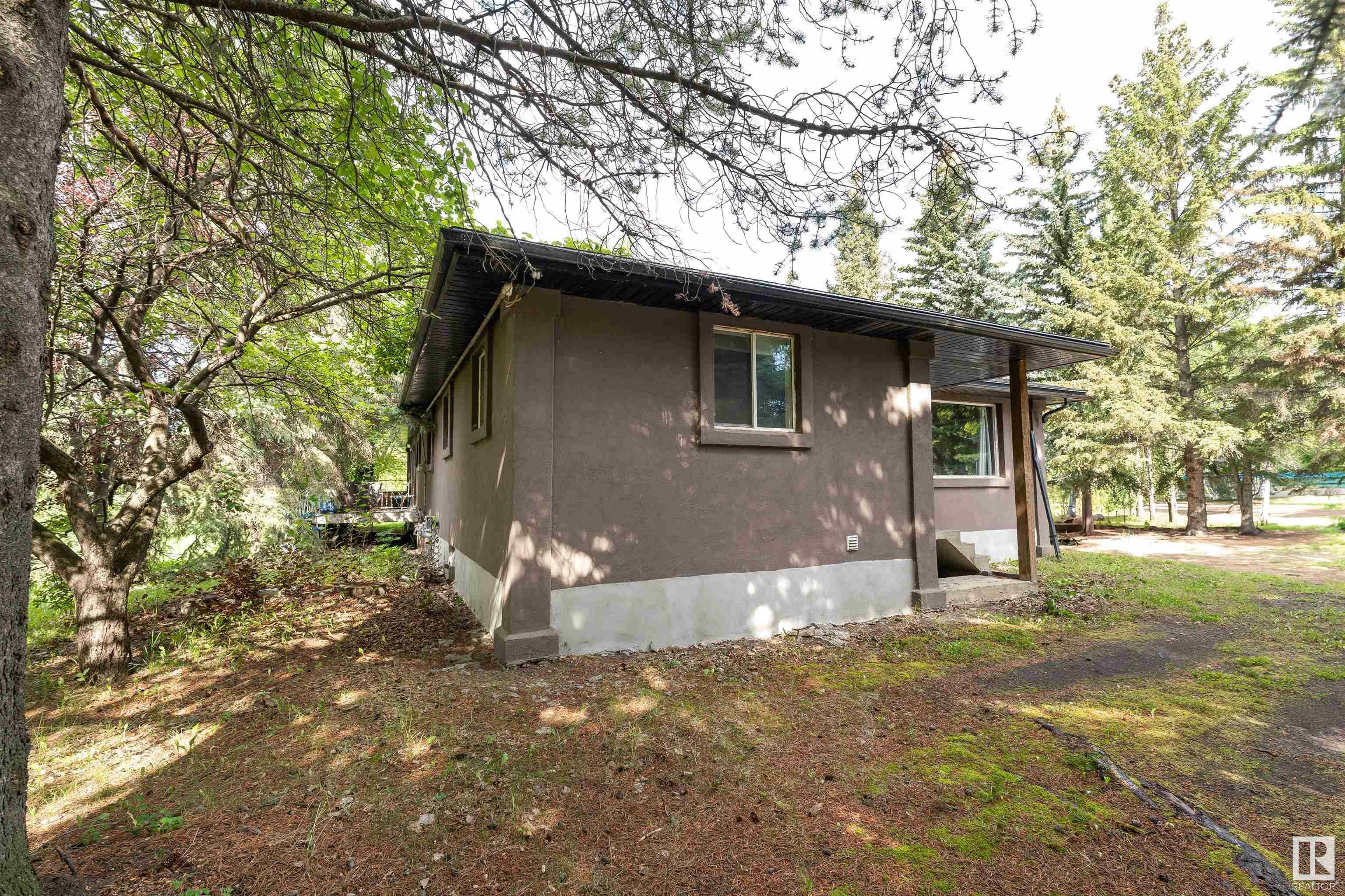 Property Photo: 9712 209 Street NW AB T5T 5X9