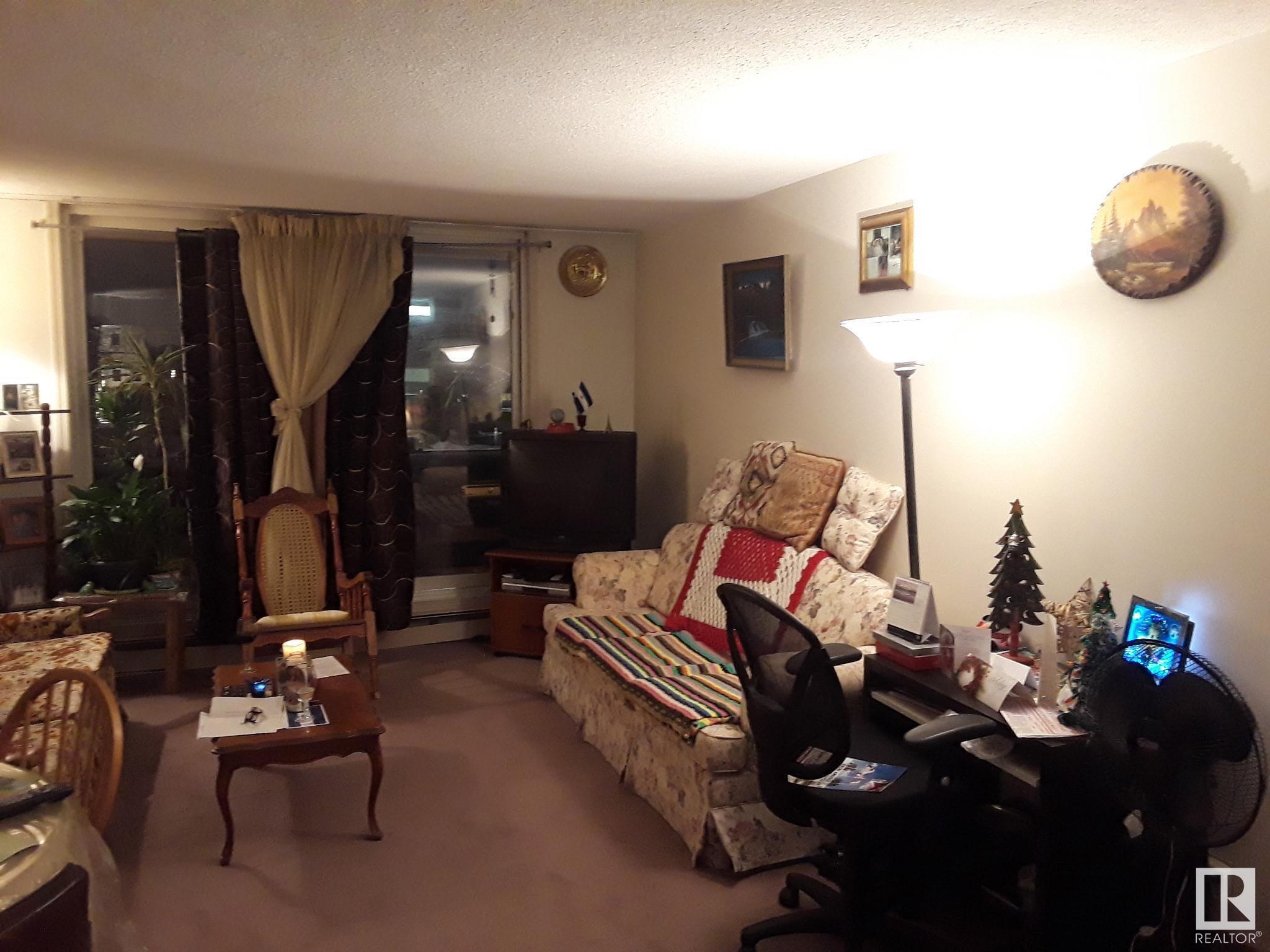 Photo de la propriété:  10160 116 Street NW 204  AB T5K 1V9 