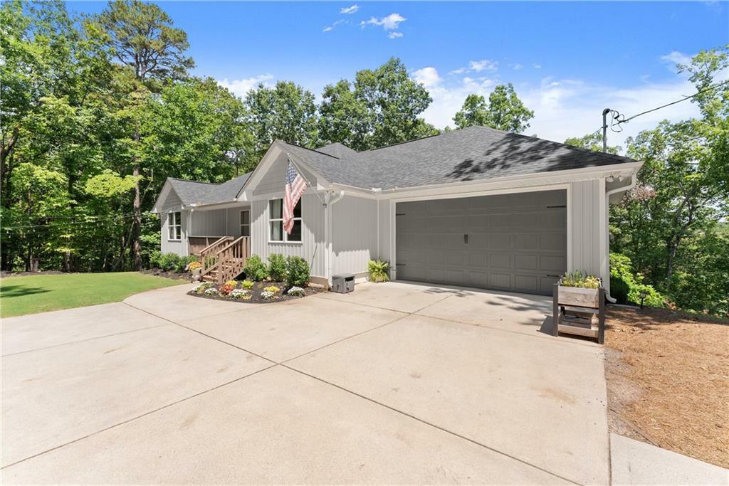 Property Photo: 265 Emmette Drive GA 30534