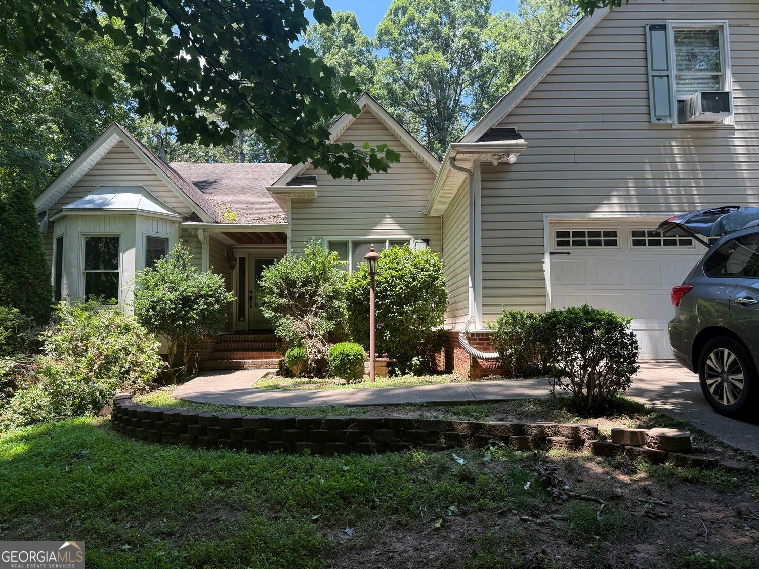 Property Photo: 85 Morning Glen Drive GA 30024