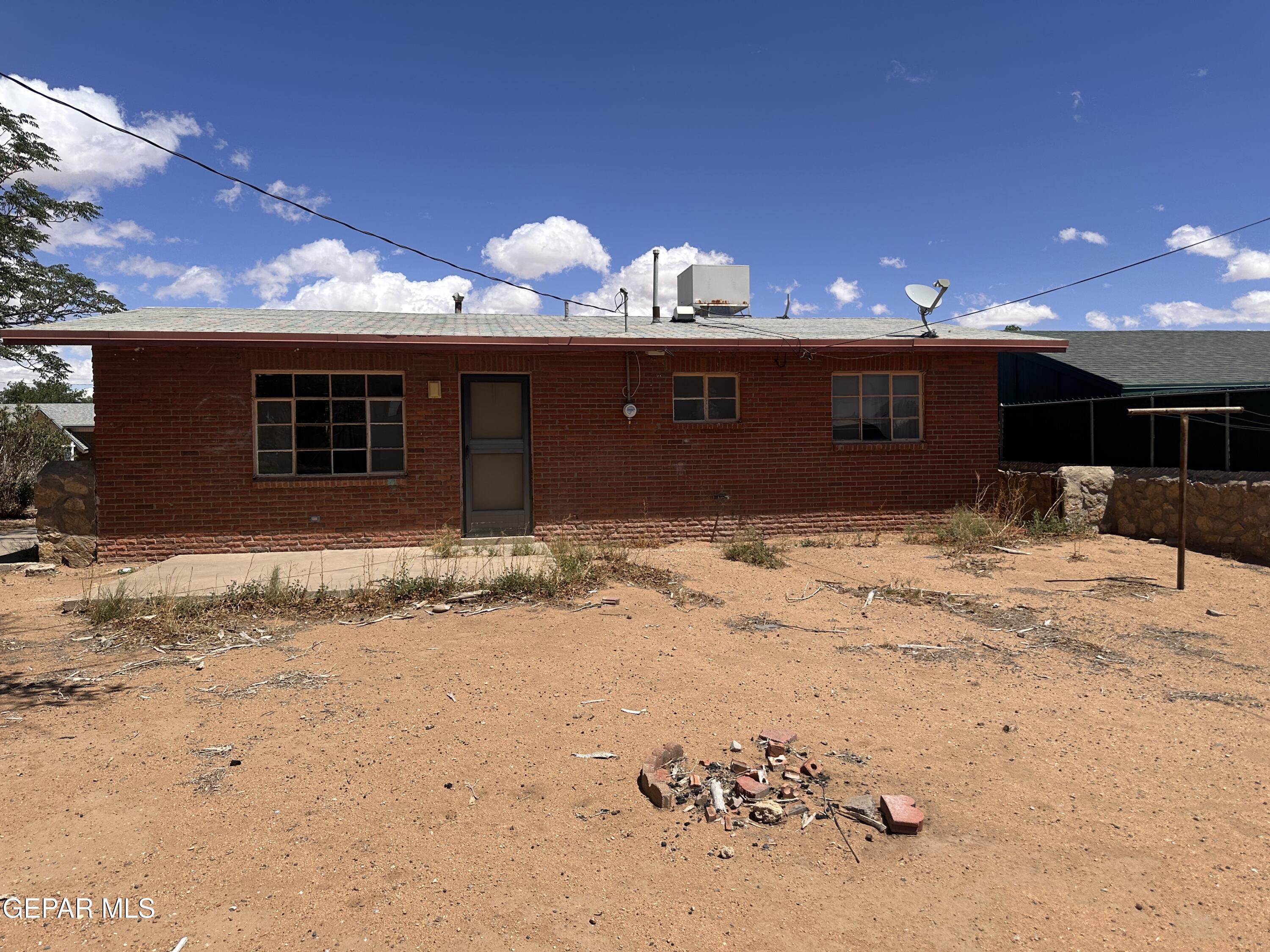 Property Photo: 5016 Debeers Drive TX 79924