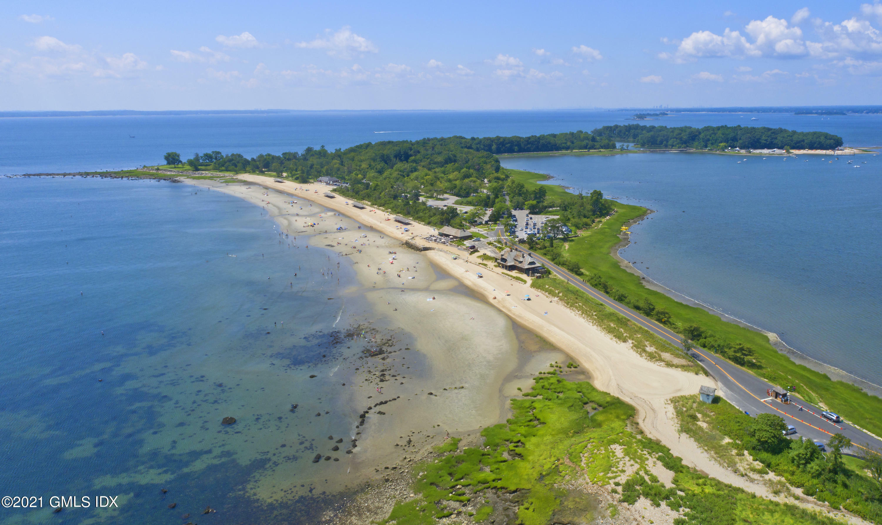 Property Photo: 165 Shore Road F CT 06870