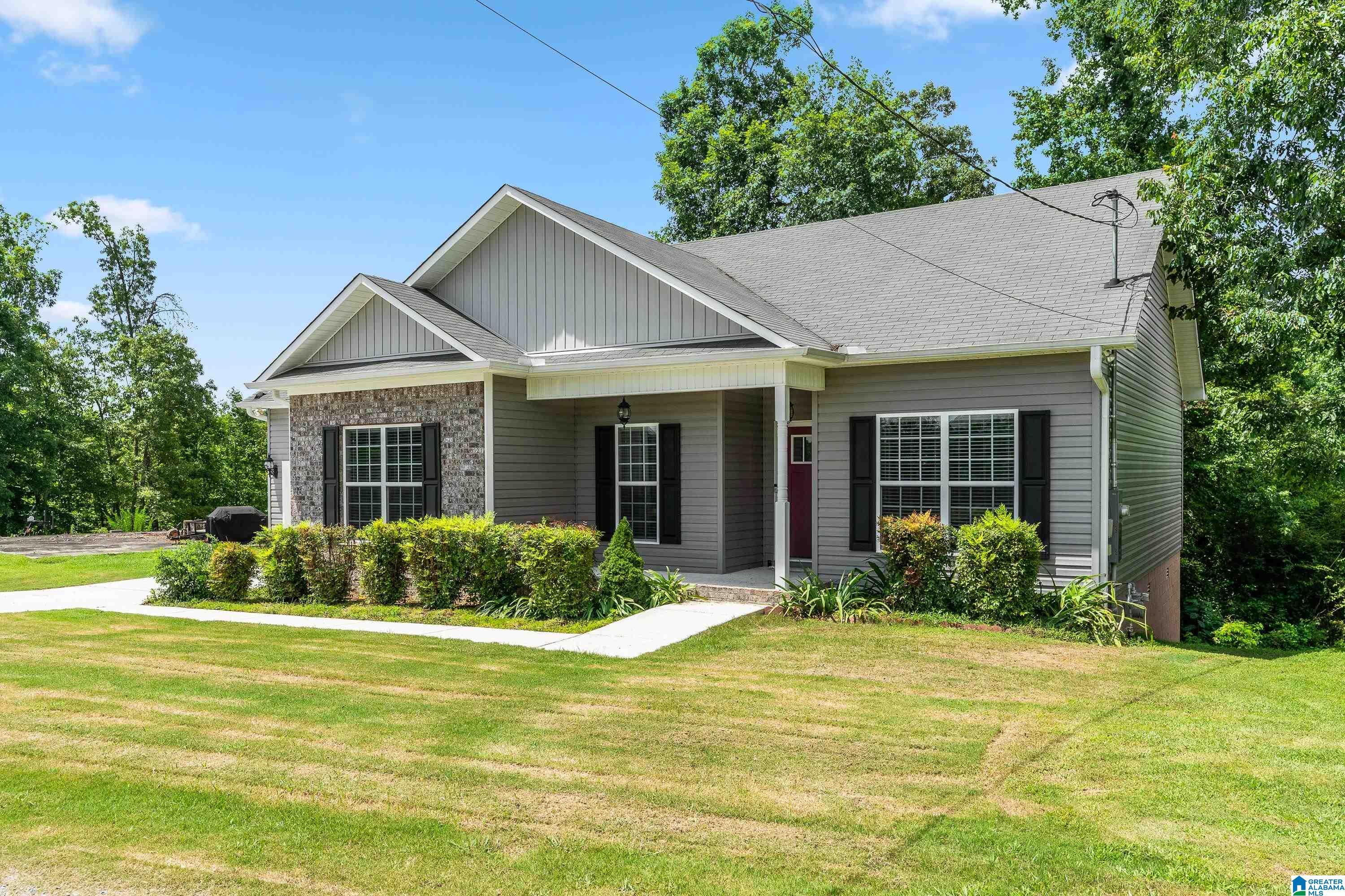 Property Photo: 1594 Overlook Point AL 35180