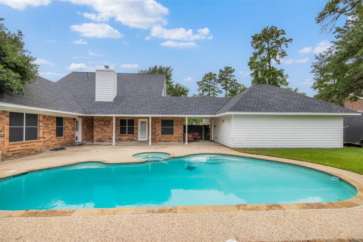 Property Photo:  24418 Okehampton Drive  TX 77375 