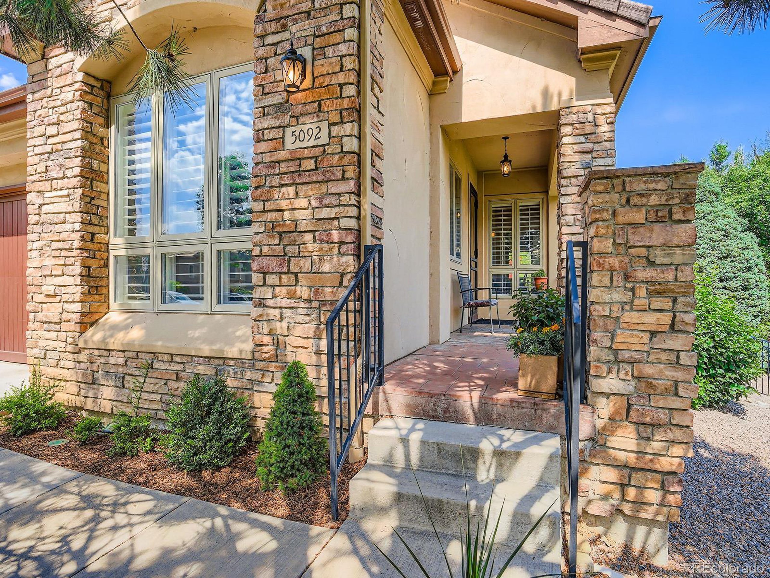 Property Photo: 5092 S Allison Way CO 80123