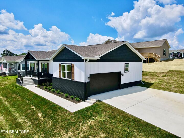 Property Photo: 105 Ruby Lane TN 37824