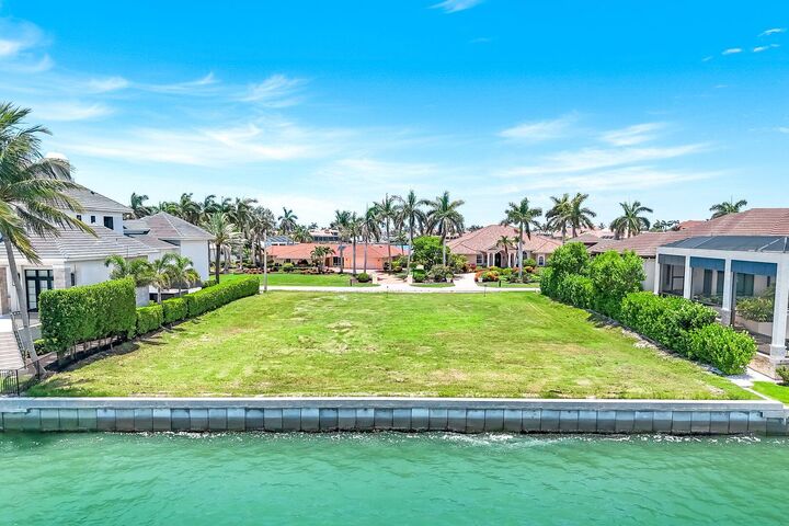Property Photo:  1485 Caxambas Court  FL 34145 