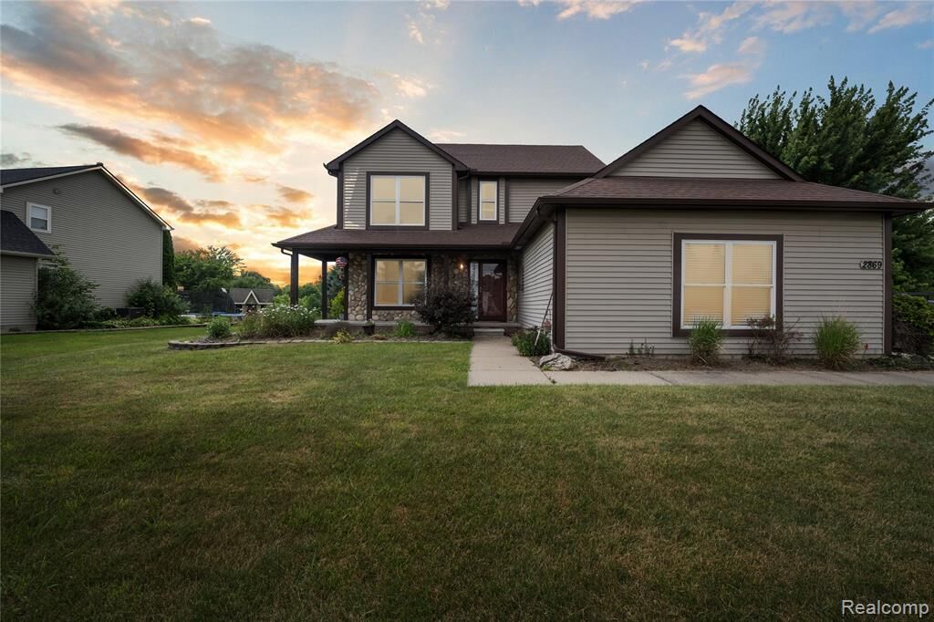Property Photo:  2869 Laurel Oak Drive  MI 48855 7590 