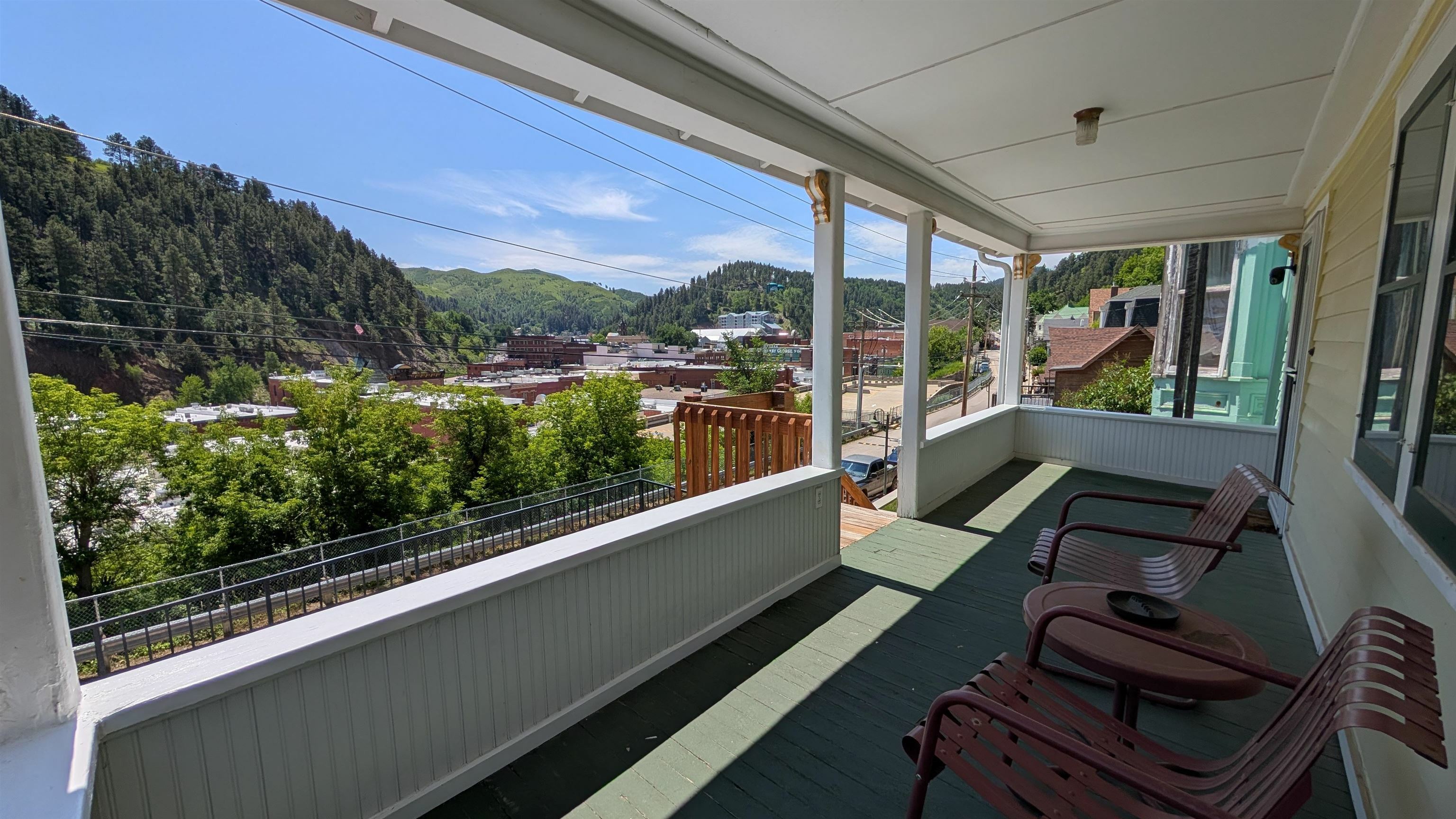 Property Photo: 330 Williams Street SD 57732