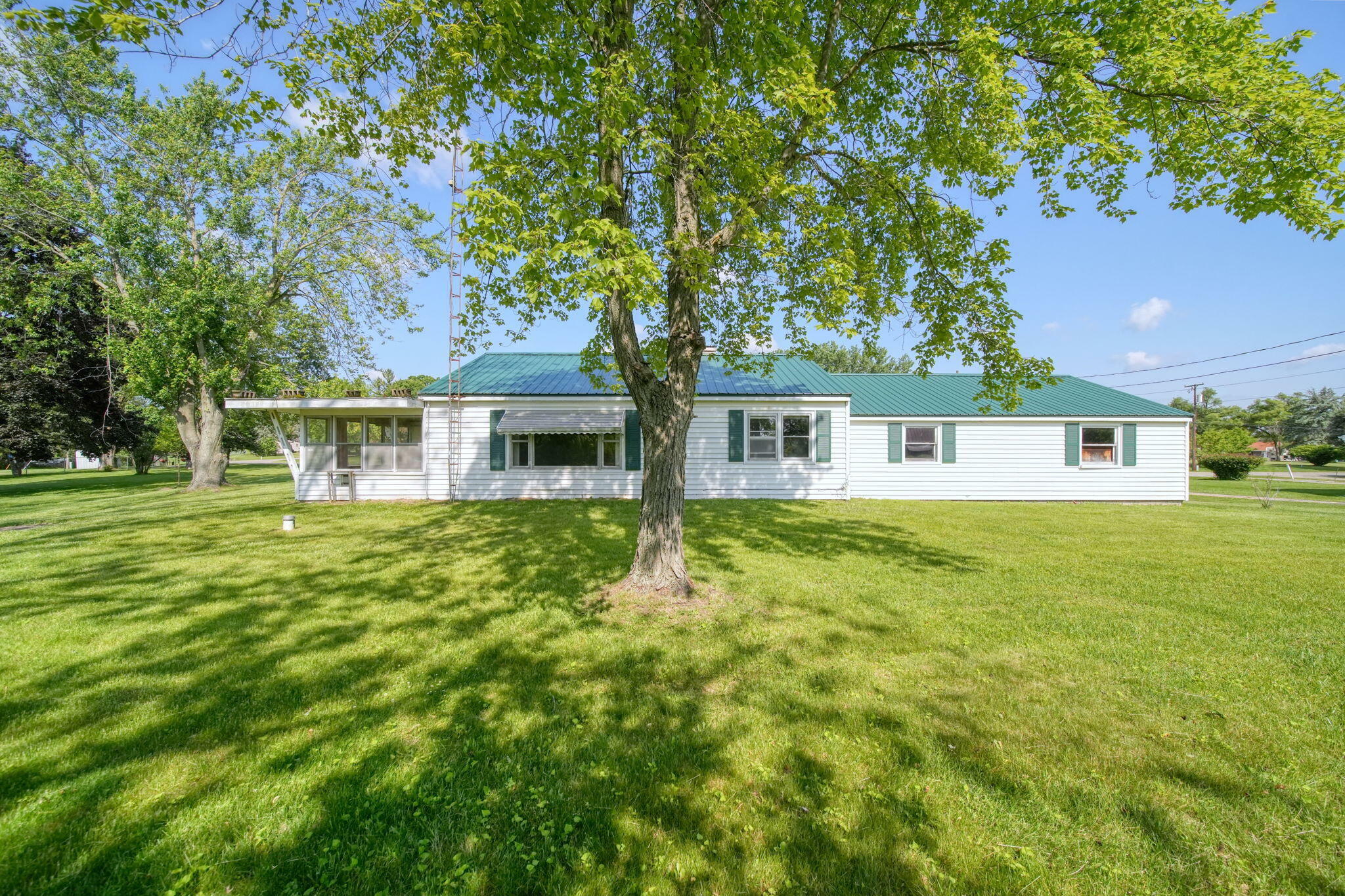 Property Photo: 8020 Greenes Drive MI 49201