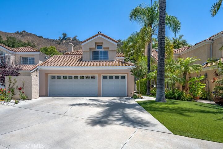 Property Photo: 24523 Via Esquina CA 91302