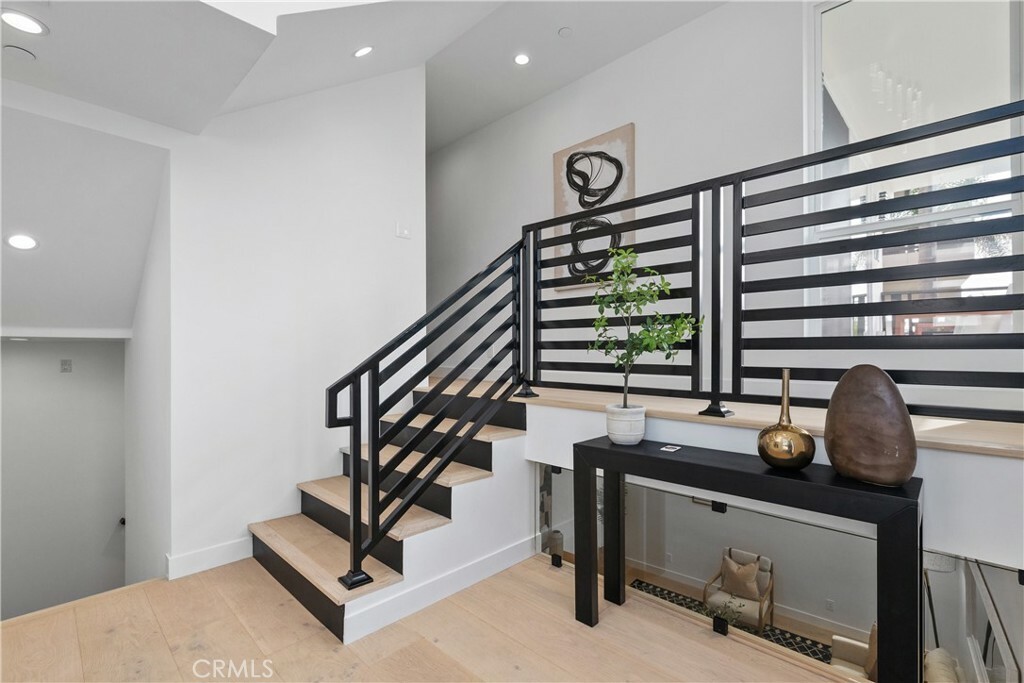 Property Photo: 1022 17th Street CA 90254